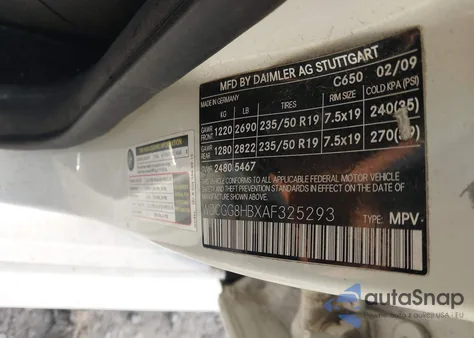 2010 Mercedes-Benz Glk 350 4Matic z USA, uszkodzony, nr VIN WDCGG8HBXAF325293